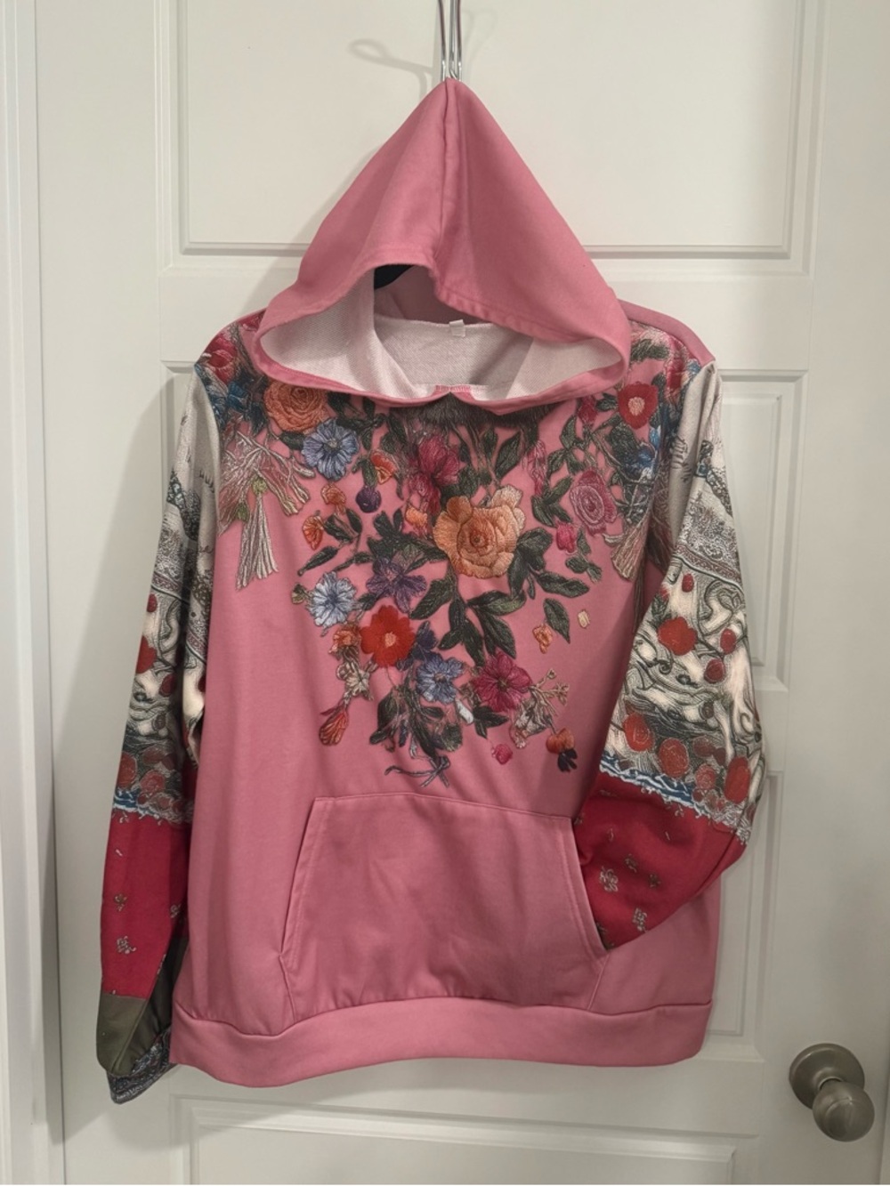 Pink Floral Graphic Hoodie size XL NWOT